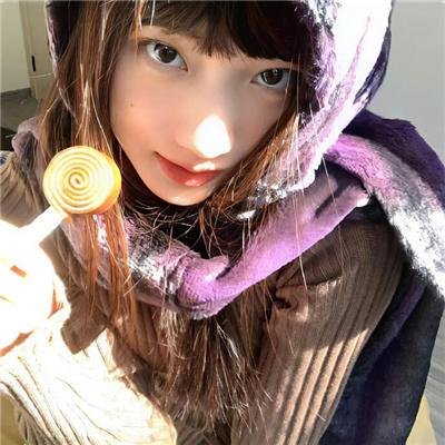 男生女生向前冲